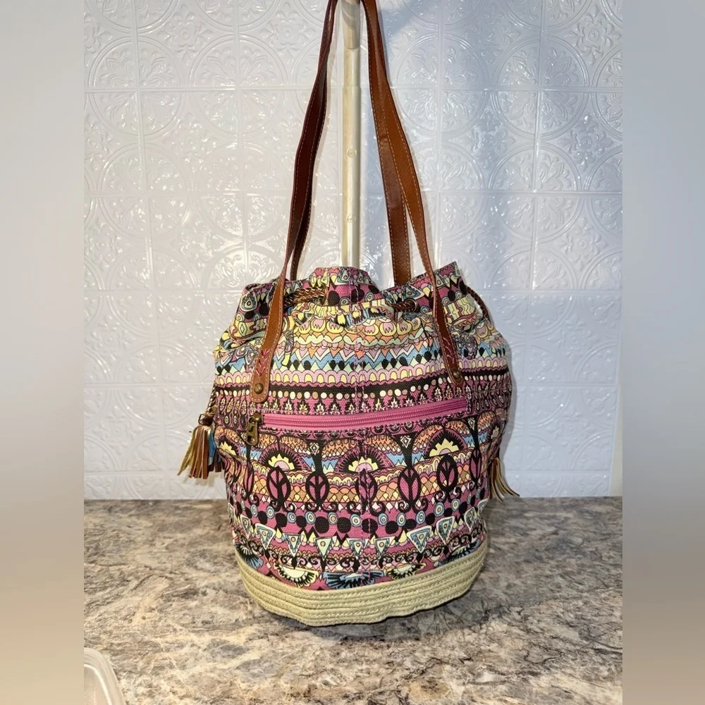 NWOT Sakroots bohemian-style